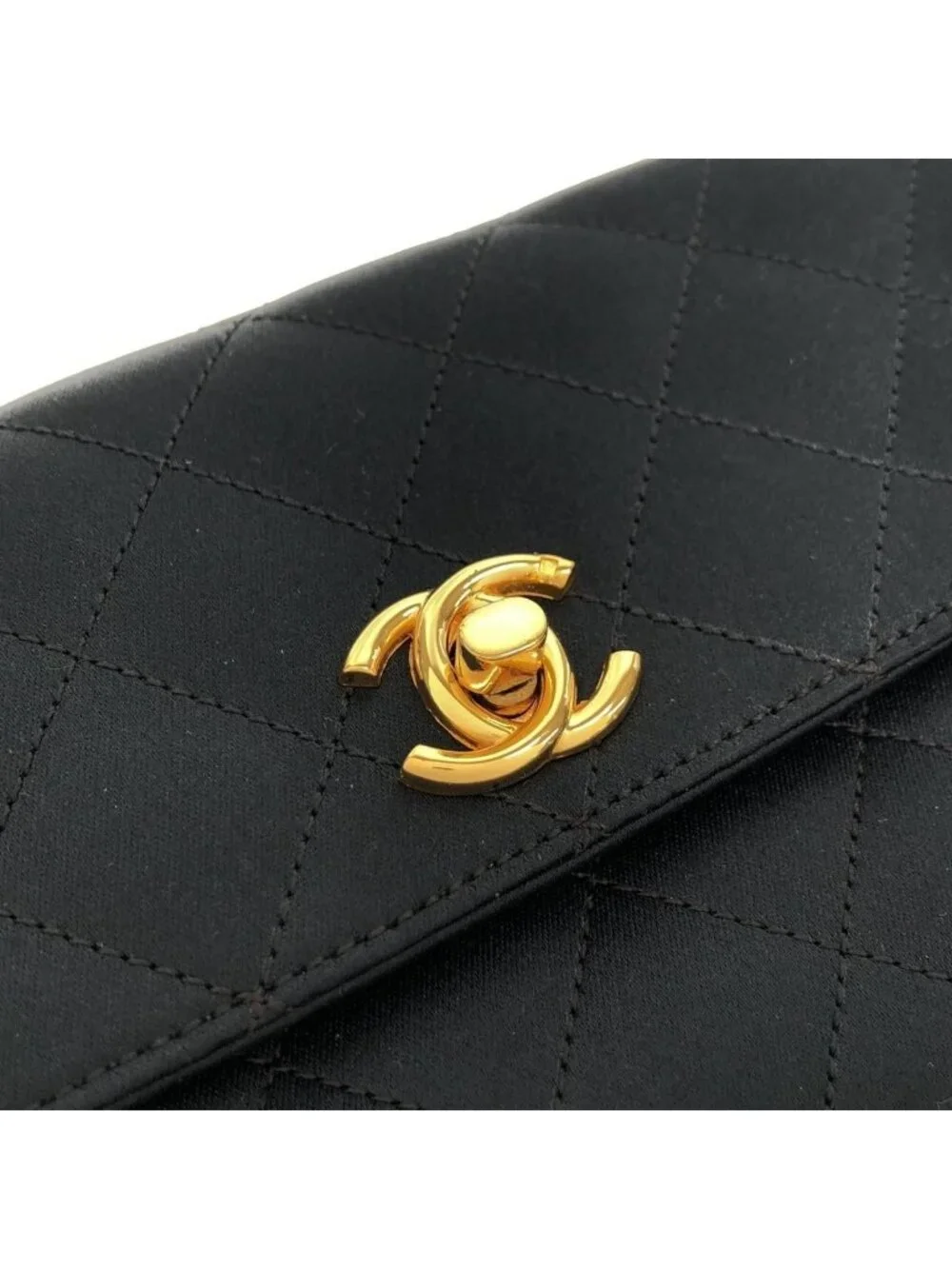 Chanel Vintage Shoulder Bag - Picture 4 of 9